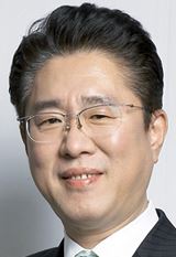 【서울=뉴시스】청와대는 국가정보원 2차장에 검찰 출신인 김수민(61ㆍ사진) 법무법인 영진의 대표 변호사를 내정했다고 7일 밝혔다. 사진은 새 국정원 2차장에 내정된 김수민 전 인천지검장.