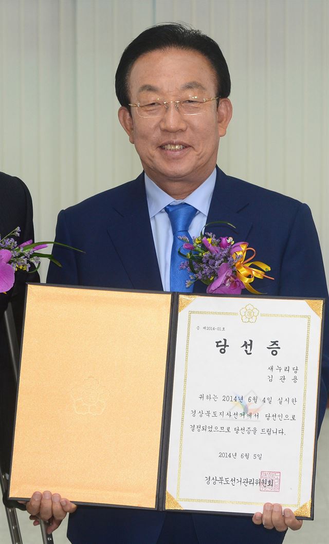 6·4 지방선거에서 광역단체장 선거에 나선 친박계 후보가 모두 당선됐다. 세월호 참사 여파에도 인천에서 유정복, 부산에서 서병수 당선자를 각각 배출했다. 친박계로 분류되는 김관용 경북지사도 3선에 성공했다. 연합뉴스