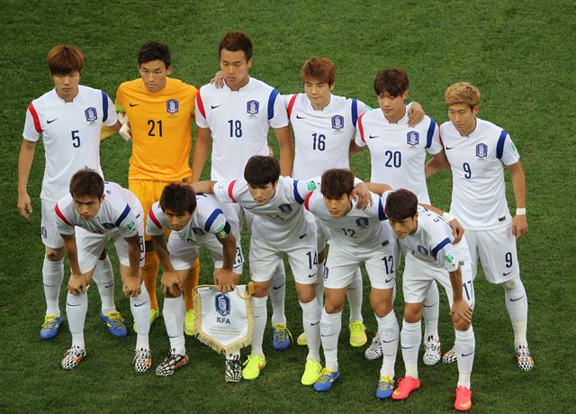 기념촬영하는 한국 대표팀. 연합뉴스