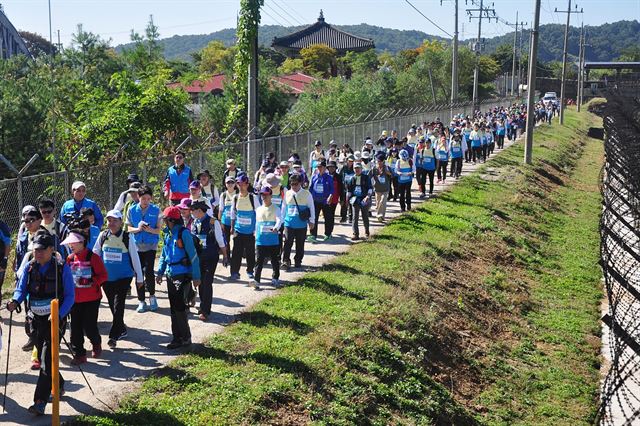 경기도는 다음달 13일 파주를 시작으로 한 달간 격주 토요일마다 '평화누리길 걷기행사'를 개최한다. 사진=경기도 제공