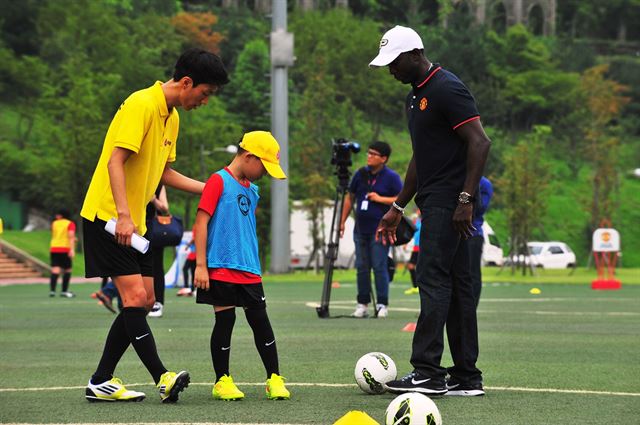 오뚜기, 맨유와 어린이 축구교실 개최. 오뚜기 제공.