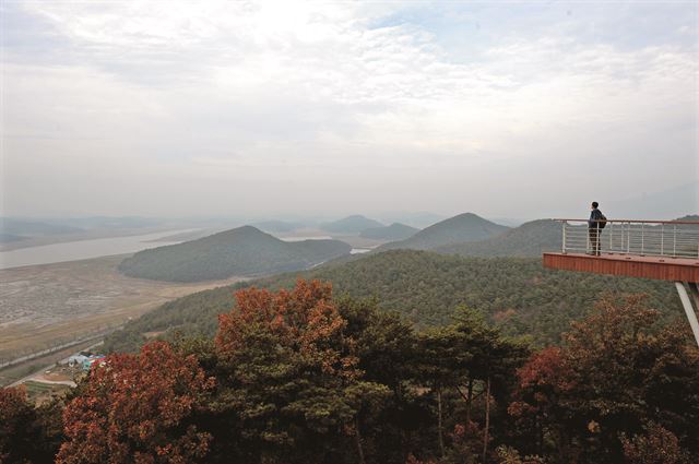 팔색보령수필전망대.