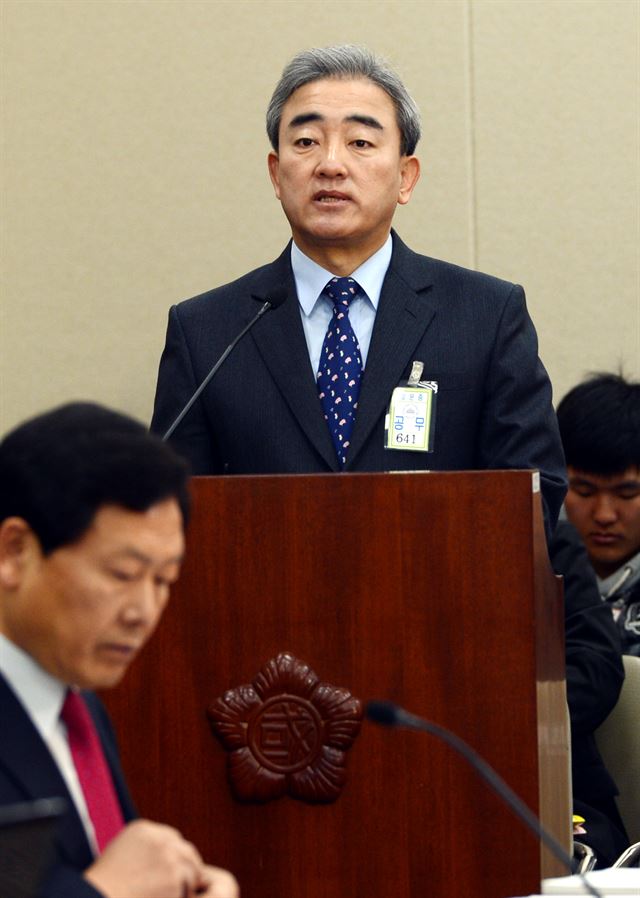 유진룡 문화체육관광부 장관. 한국일보 자료사진