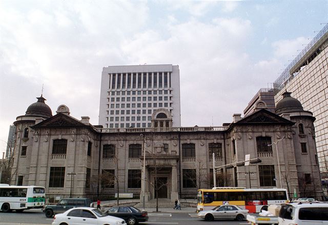 한국은행 전경. 한국일보 자료사진