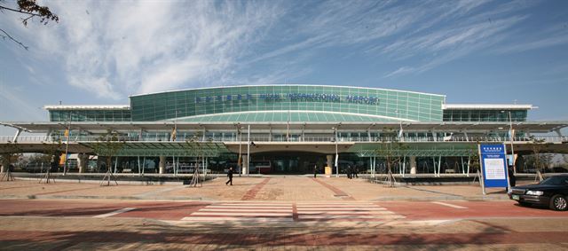 무안공항 전경. 한국일보 자료사진