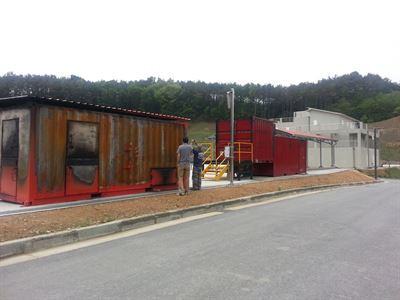 경기도재난안전본부가 경기 용인시 처인구 소방학교 내 1만5,000여㎡ 부지에 145억여 원을 들여 종합훈련장을 준공했다. 훈련장에는 불이 난 밀폐된 공간에 다량의 산소가 갑자기 공급되었을 때 발생하는 불길 역류현상(백드래프트)을 재연하는 컨테이너 등이 설치됐다.