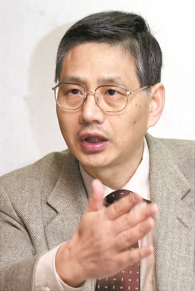 윤건차 일본 가나가와대 교수. 한국일보 자료사진