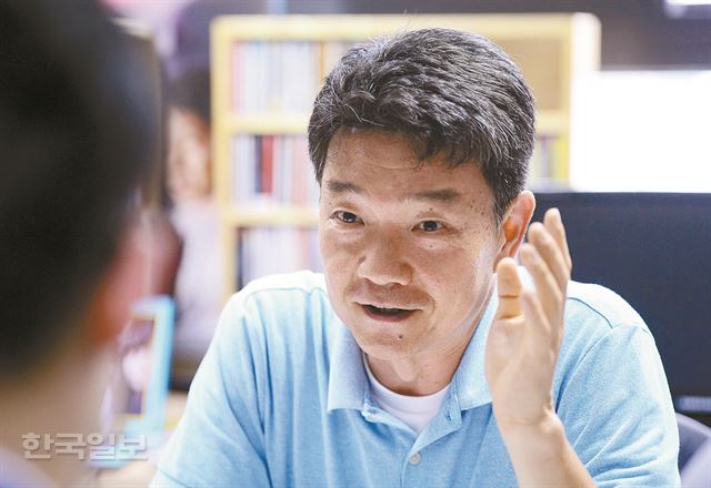 건축사학자 임석재 교수는 "경복궁에 숨은 '중화(中化)'의 미덕이야말로 지금 한국 사회에 꼭 필요한 도덕적인 교훈"이라고 말했다. 이명현 인턴기자(숙명여대 미디어학부 4년)