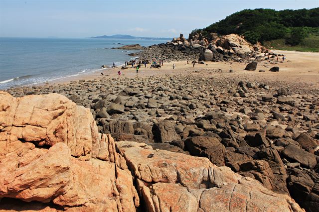 인천 중구 무의도 옆에 자리한 실미도. 영화 ‘실미도’의 실제 촬영장소이기도 하다. 인천도시공사제공