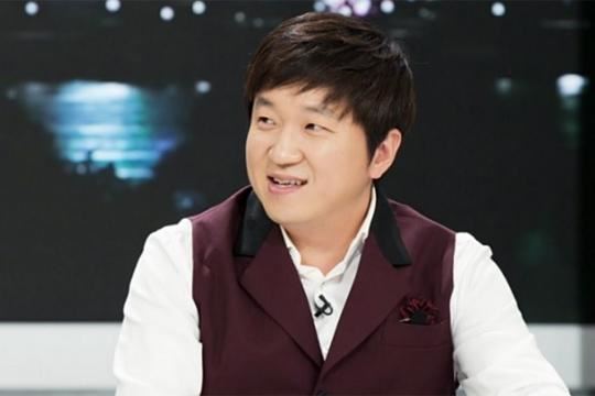 방송인 정형돈이 JTBC 예능프로그램 '냉장고를 부탁해'에서 하차한다고 6일 소속사인 FNC엔테테인먼트가 알렸다.