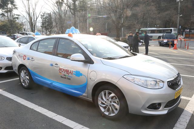 대구시가 올해 전기자동차 선도도시로 도약하기 위해 보급사업을 추진 중인 전기택시. 대구시 제공