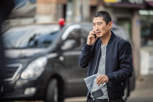 tvN 드라마 시그널에서 김계철 형사로 출연 중인 김원해. tvN 제공