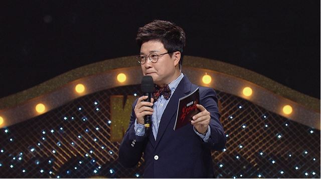 MBC ‘복면가왕’의 MC 김성주는 여러 프로그램에 출연하며 건강 적신호가 켜졌다. MBC 제공