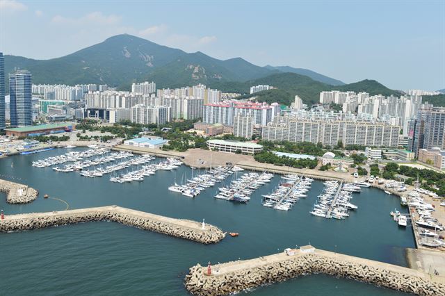 부산 해운대구 수영만 요트경기장 전경. 부산시 제공