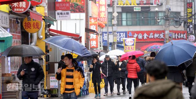 서울 대림동 대림역 인근 차이나타운 전경. 한국일보 자료사진.