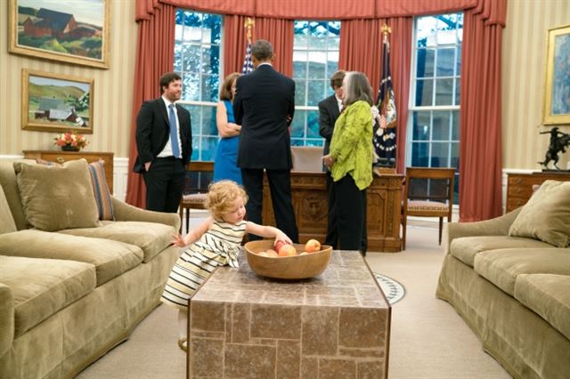 2015. 10. 8 Pete Souza the White House