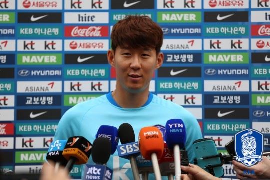 경기 파주 국가대표트레이닝센터(NFC)에서 인터뷰를 하고 있는 손흥민. 대한축구협회 제공