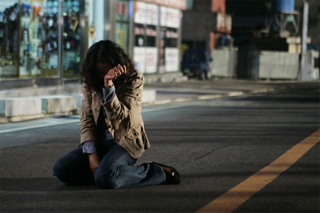 영화 '밀양'은 주연 전도연이 칸영화제 최우수여자배우상을 수상하며 흥행몰이에 성공했다.