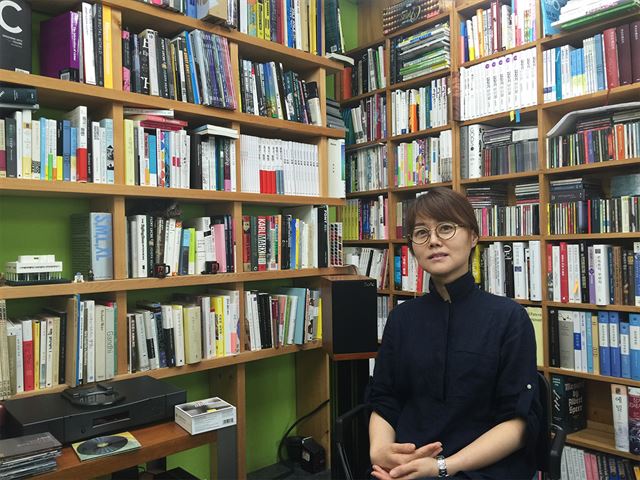 '알베르트 슈페어의 기억'을 다시 내놓은 정희경 마티 대표는 이 책을 통해 지식인이 무엇인지 되묻고 싶다고 말했다. 마티 제공