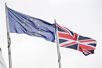 영국과 유럽연합(EU)의 운명을 가를 브렉시트(Brexit·영국의 유럽연합 이탈) 국민투표가 23일 오전 7시(현지시간)부터 오후 10시까지 영국 전역에서 실시된다. 한국시간으로는 23일 오후 3시에 시작돼 다음날 오전 6시에 끝난다. 런던 AFP=연합뉴스