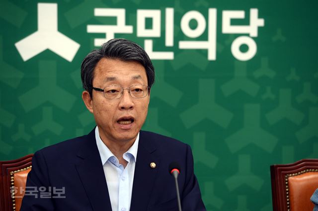 김성식 국민의당 정책위의장. 한국일보 자료사진