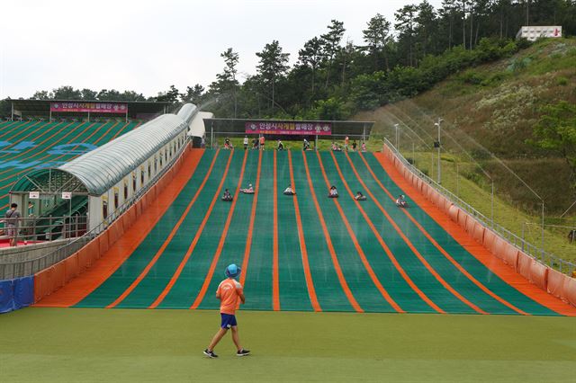 안성 사계절썰매장. 경기관광공사 제공