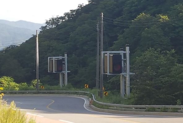 진부령에 설치된 안개소산장치. 강원지방경찰청 제공