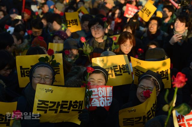 [저작권 한국일보]신상순 선임기자ssshin@hankookilbo.com /2016-12-09(한국일보)