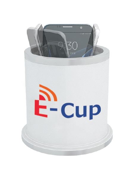 ETRI가 ‘국제전자제품박람회(CES) 2017’에서 선보이는 '고자유도 무선충전 E-Cup' 시제품. ETRI 제공