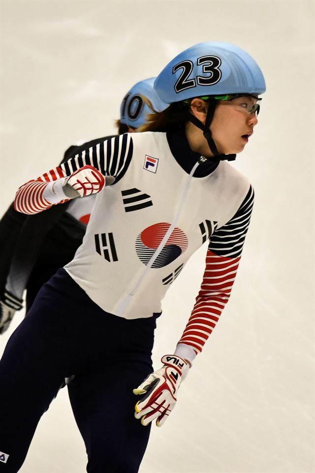 여자 1,000m 결승에서 우승한 뒤 주먹을 불끈 쥔 심석희. 삿포로=뉴스1