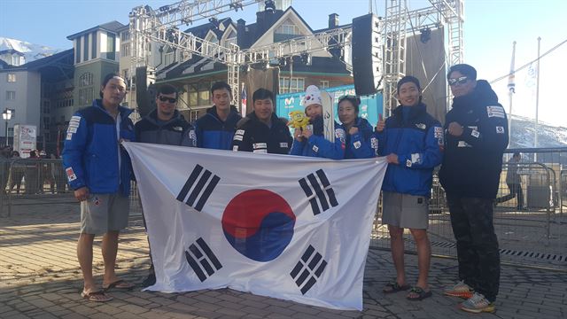 한국 여자 모굴 스키 국가대표 선수단. 대한스키협회 제공