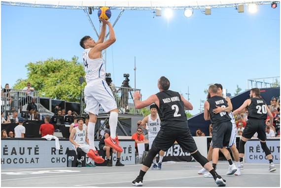 3대3 농구 대표팀 이승준이 17일 프랑스 낭트에서 열린 FIBA 3X3 월드컵 뉴질랜드전에서 점프슛을 시도하고 있다. FIBA 홈페이지