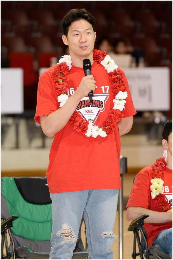 2017~18시즌 연봉 1위에 오른 KCC 이정현. KBL 제공