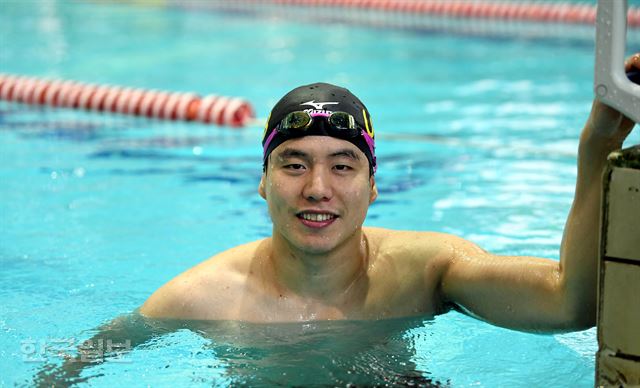 서울 송파구 한국체대 수영장에서 훈련중인 김지현. 2년간의 ‘도핑 징계’ 시련을 딛고 재기를 꿈꾸고 있다. 서재훈 기자 spring@hankookilbo.com