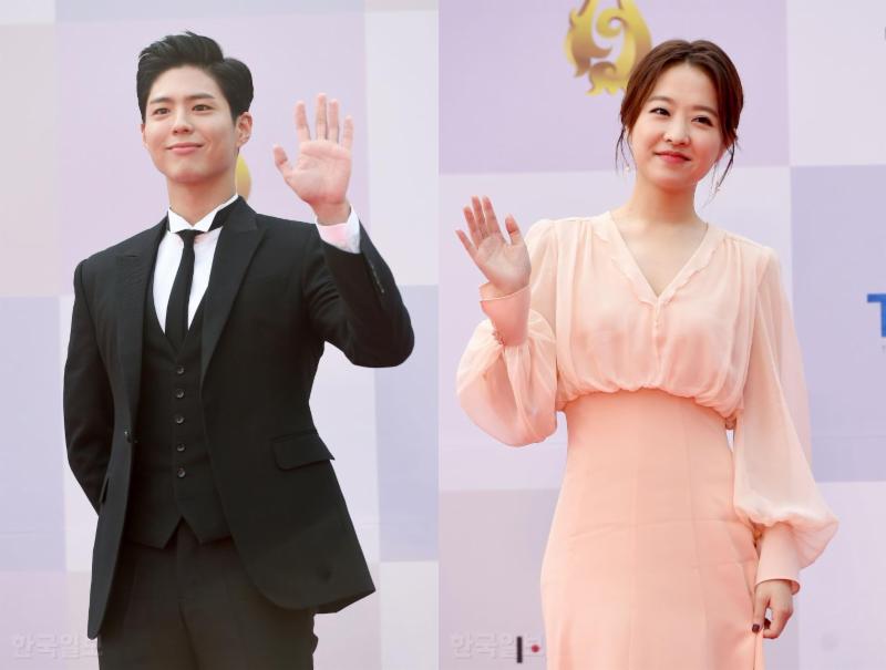 배우 박보검, 박보영이 7일 오후 서울 여의도 KBS신관공개홀에서 열린 ‘2017 서울드라마어워즈’ 레드카펫 행사에 참석하고 있다. 이지숙 기자