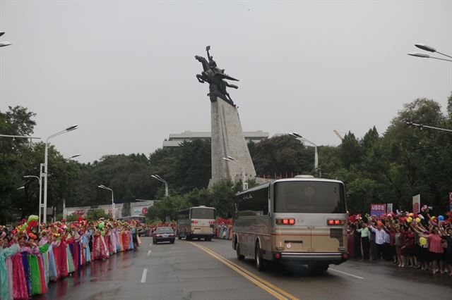 6일 북한 평양에서 열린 수소탄시험의 성공 축하 군민 경축대회평양=AP 연합뉴스