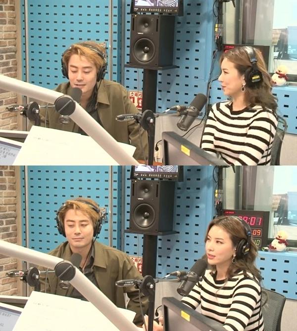 정선아가 뮤지컬 속 의상에 관해 말했다. SBS 파워FM '최화정의 파워타임' 보이는 라디오 캡처