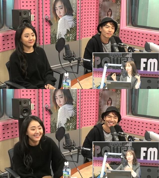 문근영이 친한 배우들을 이야기했다. SBS 파워FM '박선영의 씨네타운' 보이는 라디오 캡ㅊ