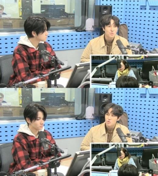 신화 김동완이 후배 사무엘에 대해 언급했다. SBS 파워FM 캡처