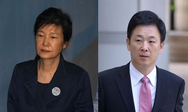 박근혜 전 대통령과 유영하 변호사. 한국일보 자료사진