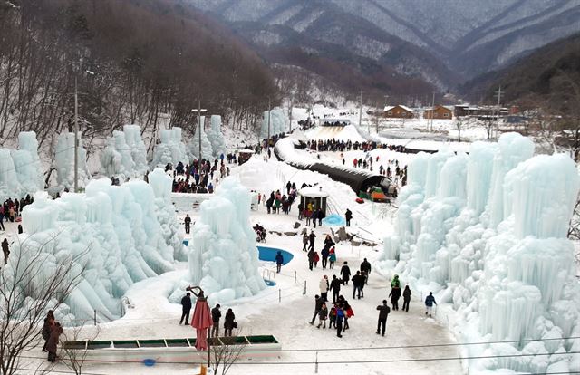 칠갑산 얼음분수 축제장. 청양군 제공