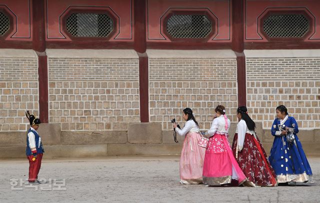 [저작권 한국일보] 설 연휴 경복궁