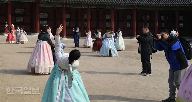 [저작권 한국일보] 이 곳이 사진명당!!!