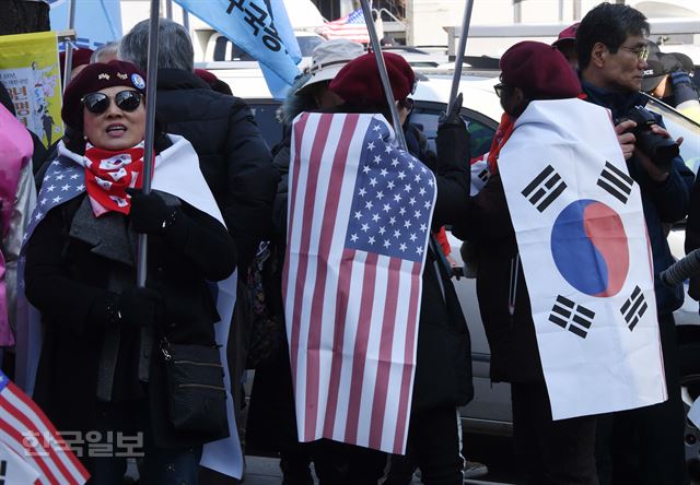 [저작권 한국일보] 1일 오후 광화문 일대에서 열린 3.1절국민대회