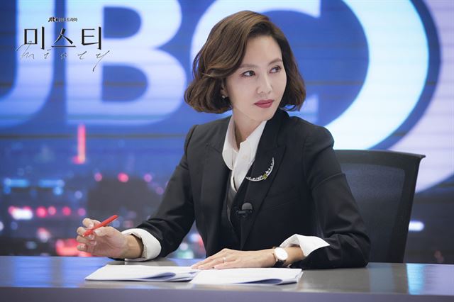 김남주는 JTBC 금토드라마 ‘미스티’에서 대한민국 최고의 앵커 고혜란을 연기하고 있다. JTBC 제공