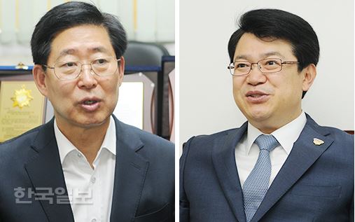 [저작권 한국일보]더불어민주당 충남도지사 예비후보 양승조(왼쪽)의원과 복기왕 전 아산시장.