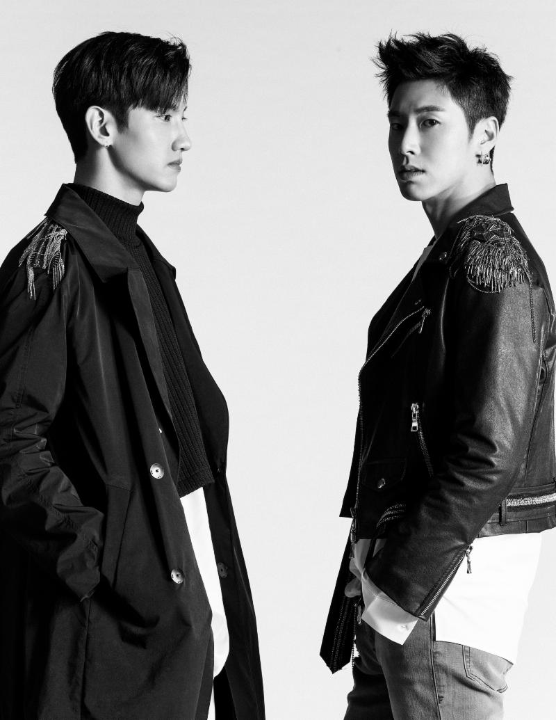 동방신기의 정규 8집 이미지가 공개됐다. SM엔터테인먼