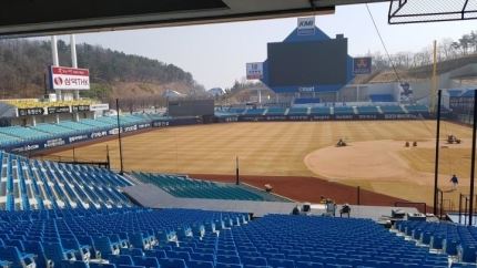 관객들의 시야를 방해했던 기둥을 없앤 대구-삼성 라이언즈 파크. 삼성 제공