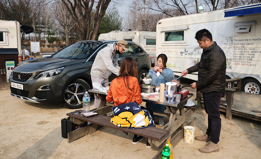 푸조 3008 GT라인을 끌고 한탄강 오토캠핑장으로 나들이에 나섰다.