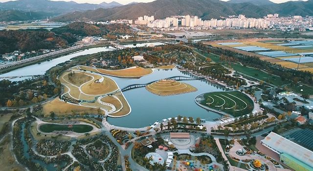 전남 순천시 순천만국가정원 전경. 순천시 제공